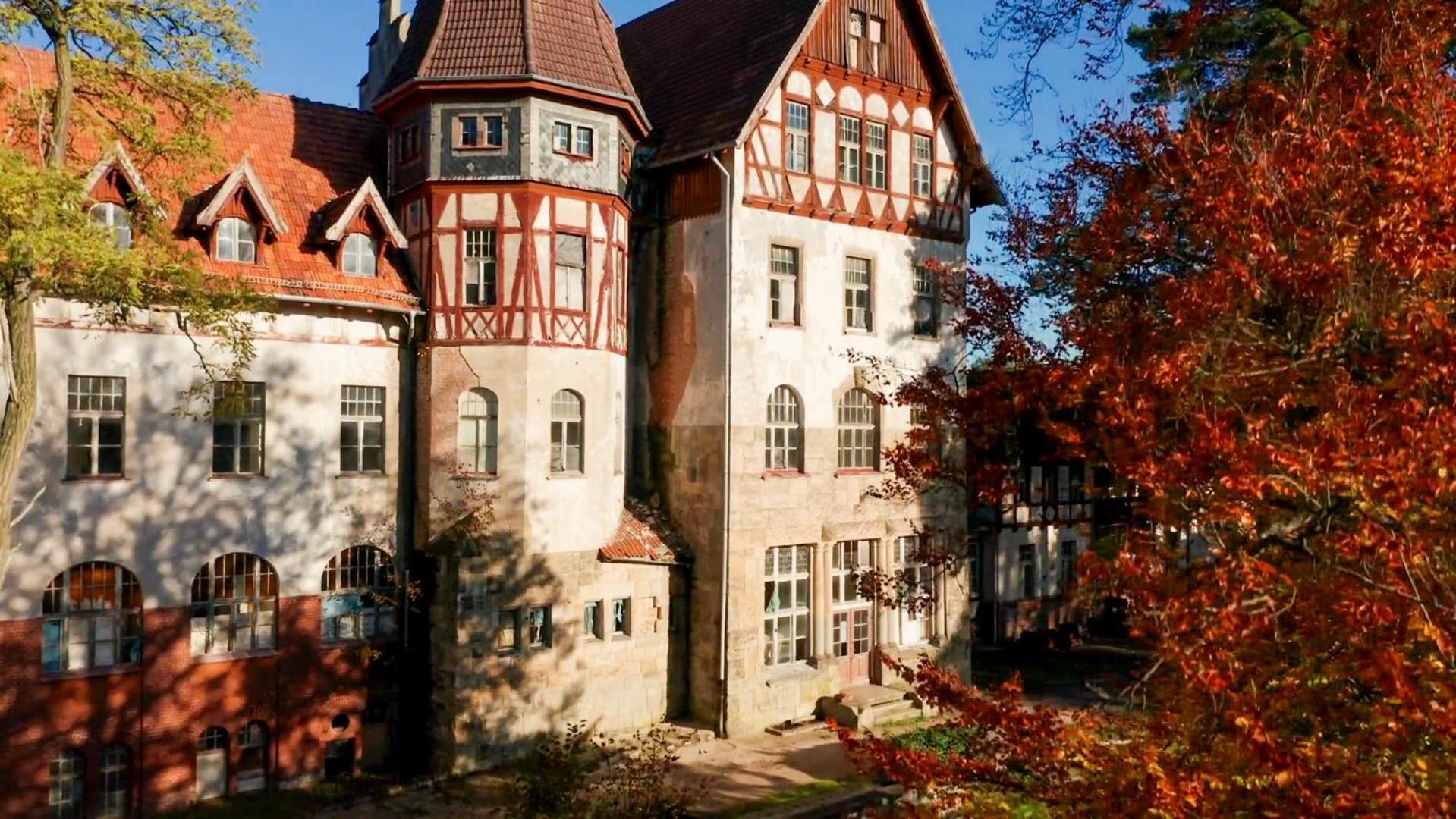 Parkresidenz Lychen, 3 *